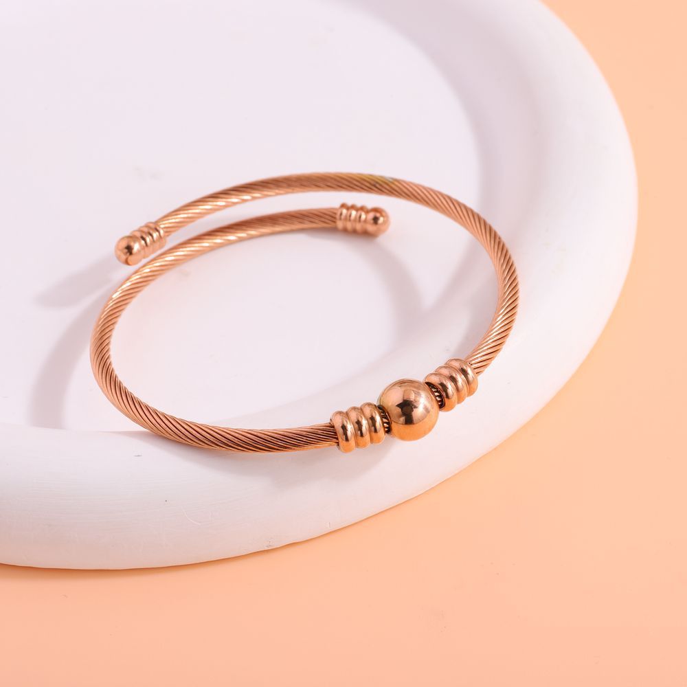 Wholesale Titanium Steel Fashion Stainless Steel Love Bracelet